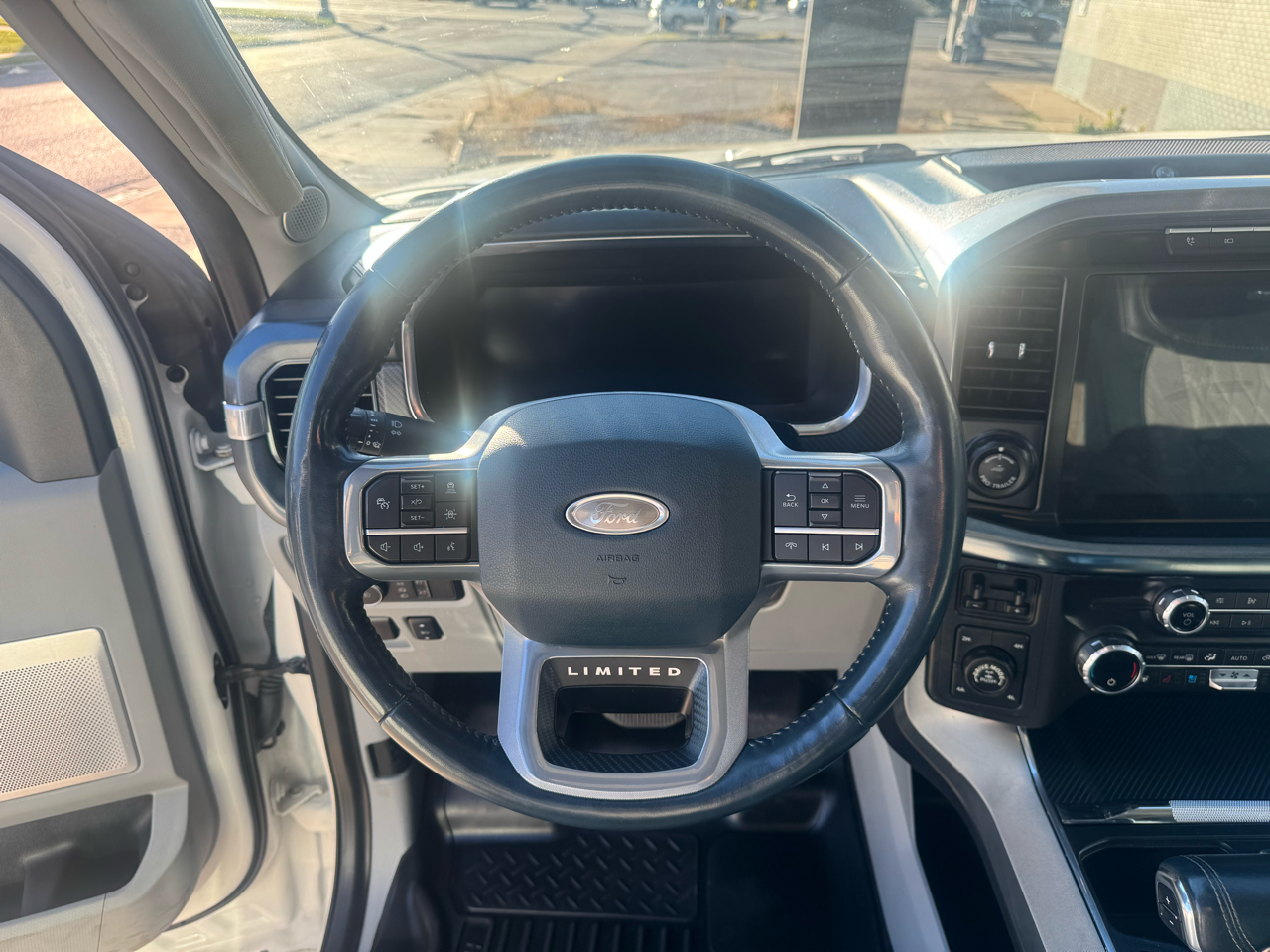 Ford F-150 Limited 4WD SuperCrew 5.5' Box 2021 Ford F-150 Limited 4WD SuperCrew 5.5' Box 2021