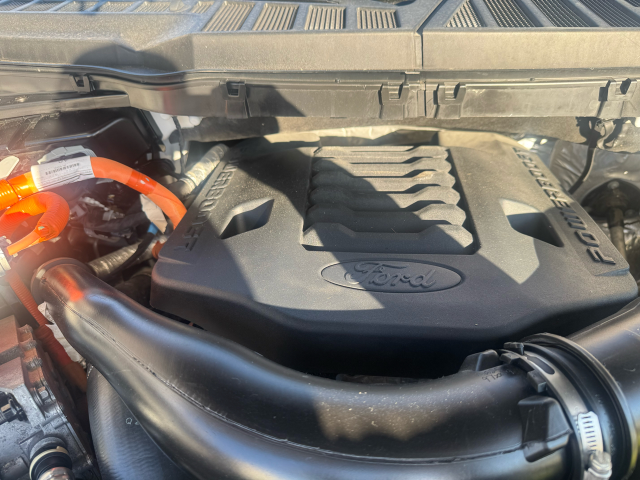 Ford F-150 Limited 4WD SuperCrew 5.5' Box 2021 Ford F-150 Limited 4WD SuperCrew 5.5' Box 2021