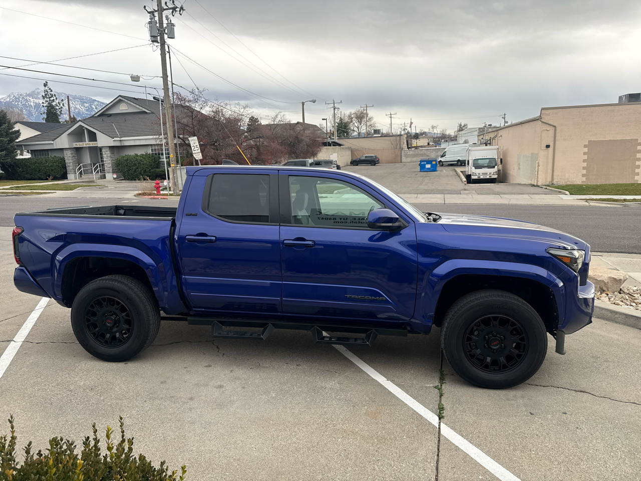 Toyota Tacoma SR5 Dbl Cab 4WD at 2024