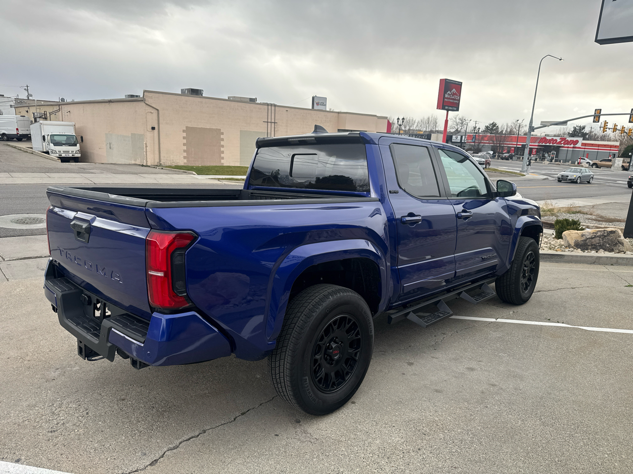 Toyota Tacoma SR5 Dbl Cab 4WD at 2024