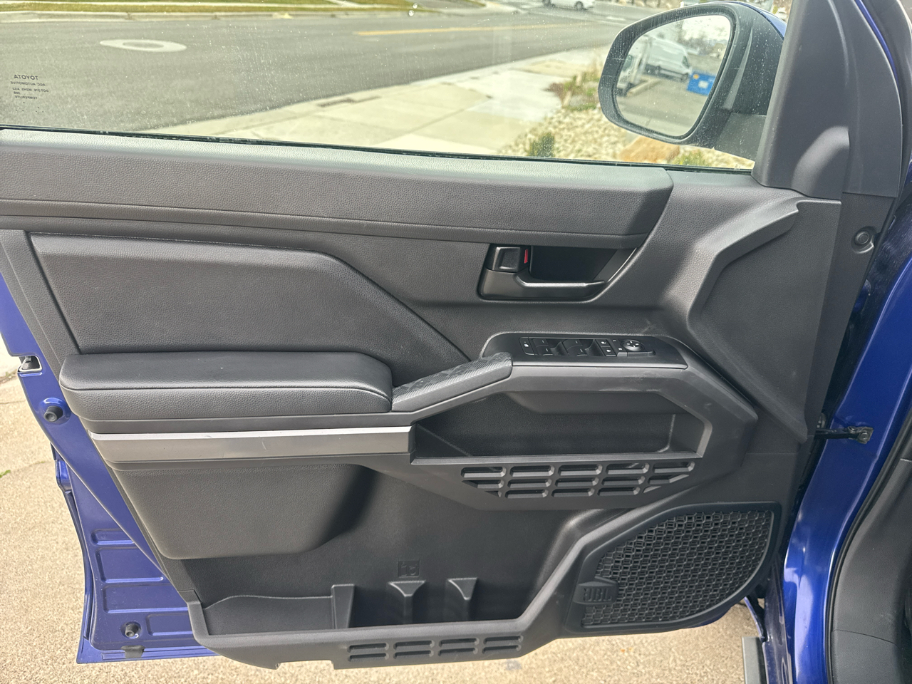 Toyota Tacoma SR5 Dbl Cab 4WD at 2024