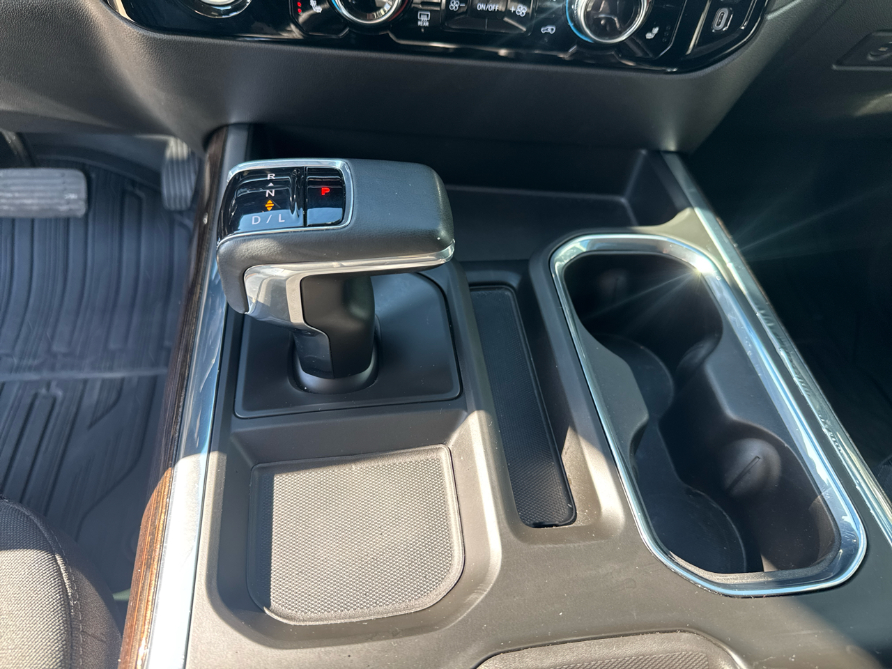 GMC Sierra 1500 Elevation Crew Cab 4WD 2023