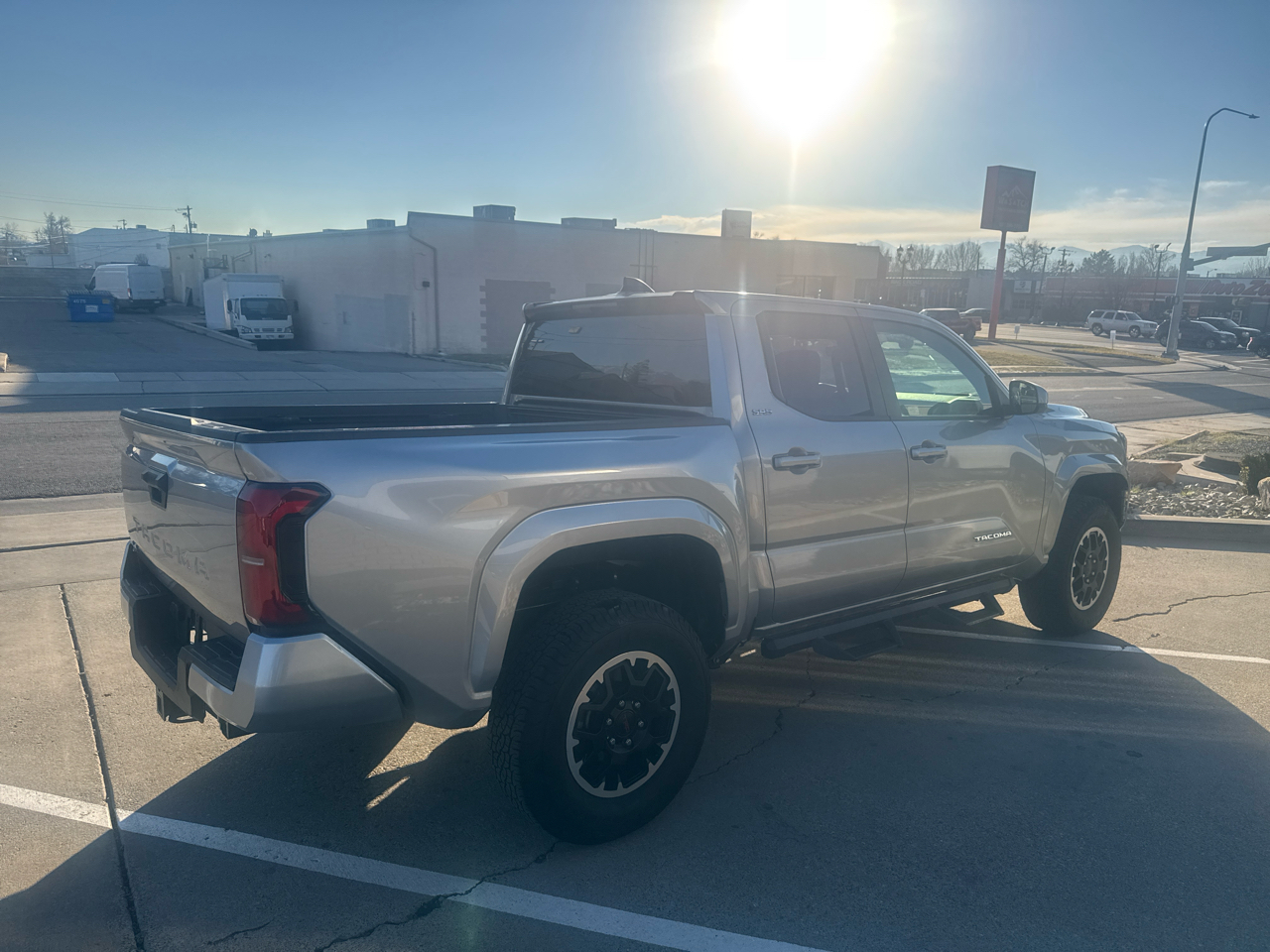 Toyota Tacoma SR5 Dbl Cab 4WD at 2025