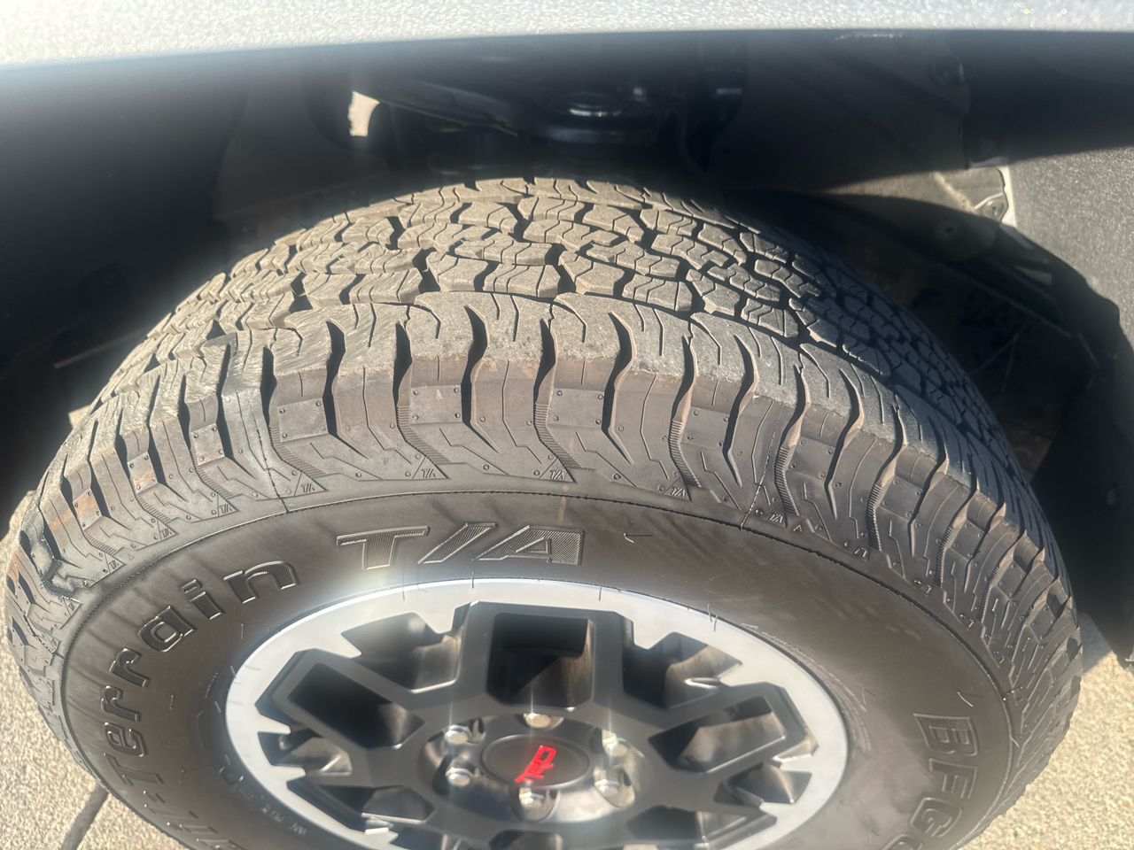 Toyota Tacoma SR5 Dbl Cab 4WD at 2025