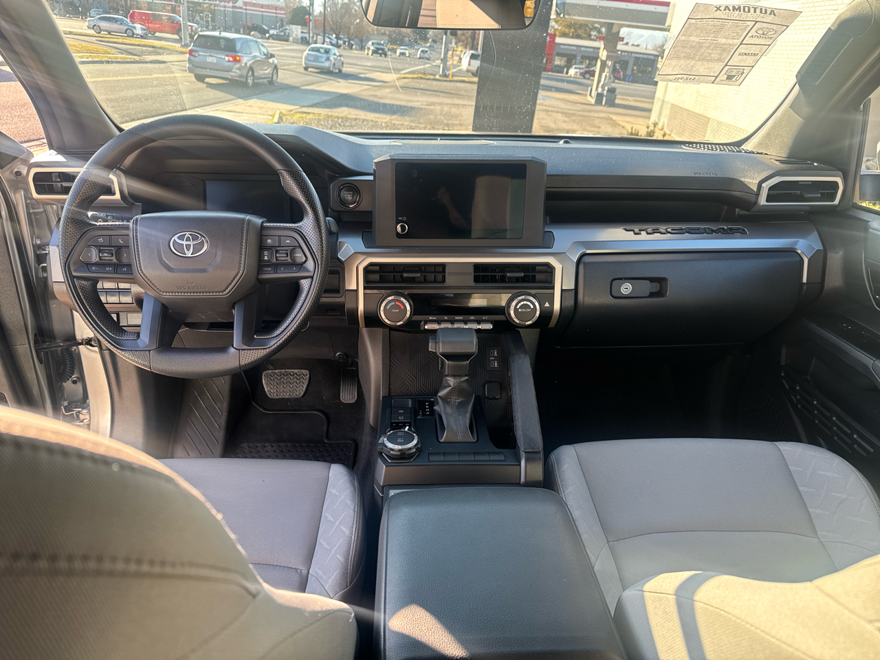 Toyota Tacoma SR5 Dbl Cab 4WD at 2025