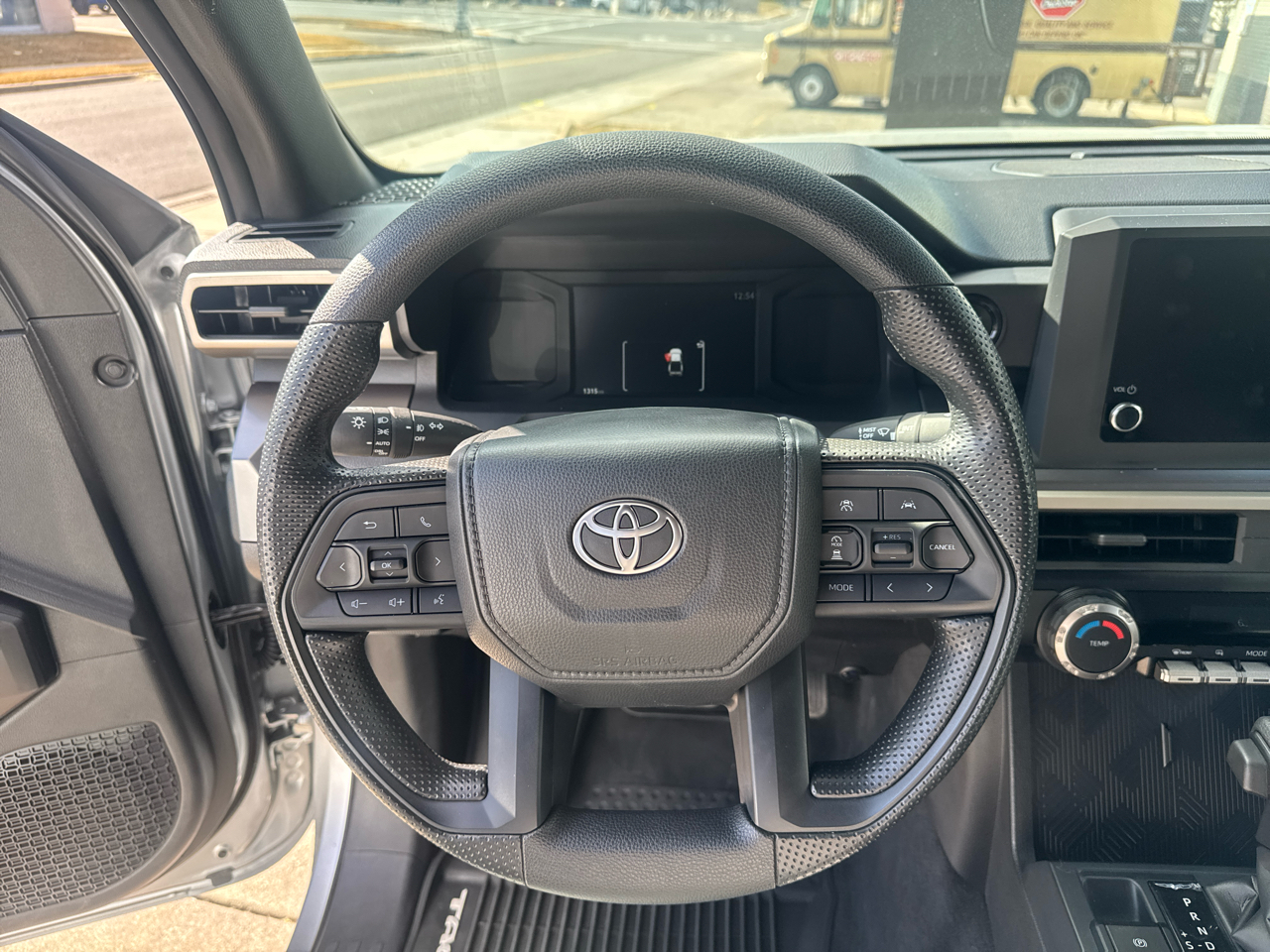 Toyota Tacoma SR5 Dbl Cab 4WD at 2025