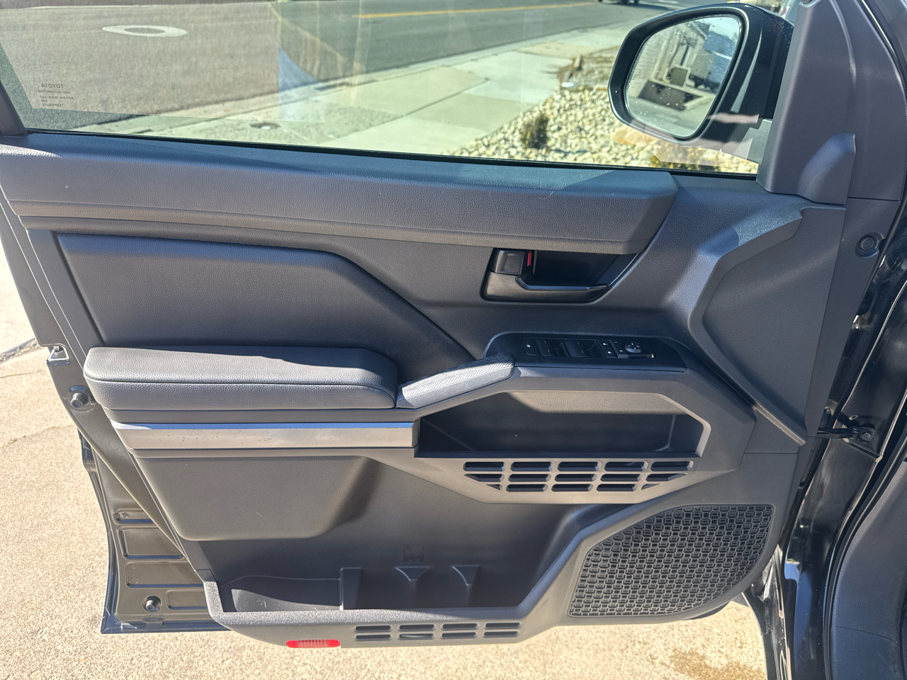 Toyota Tacoma SR5 Dbl Cab 4WD at 2024