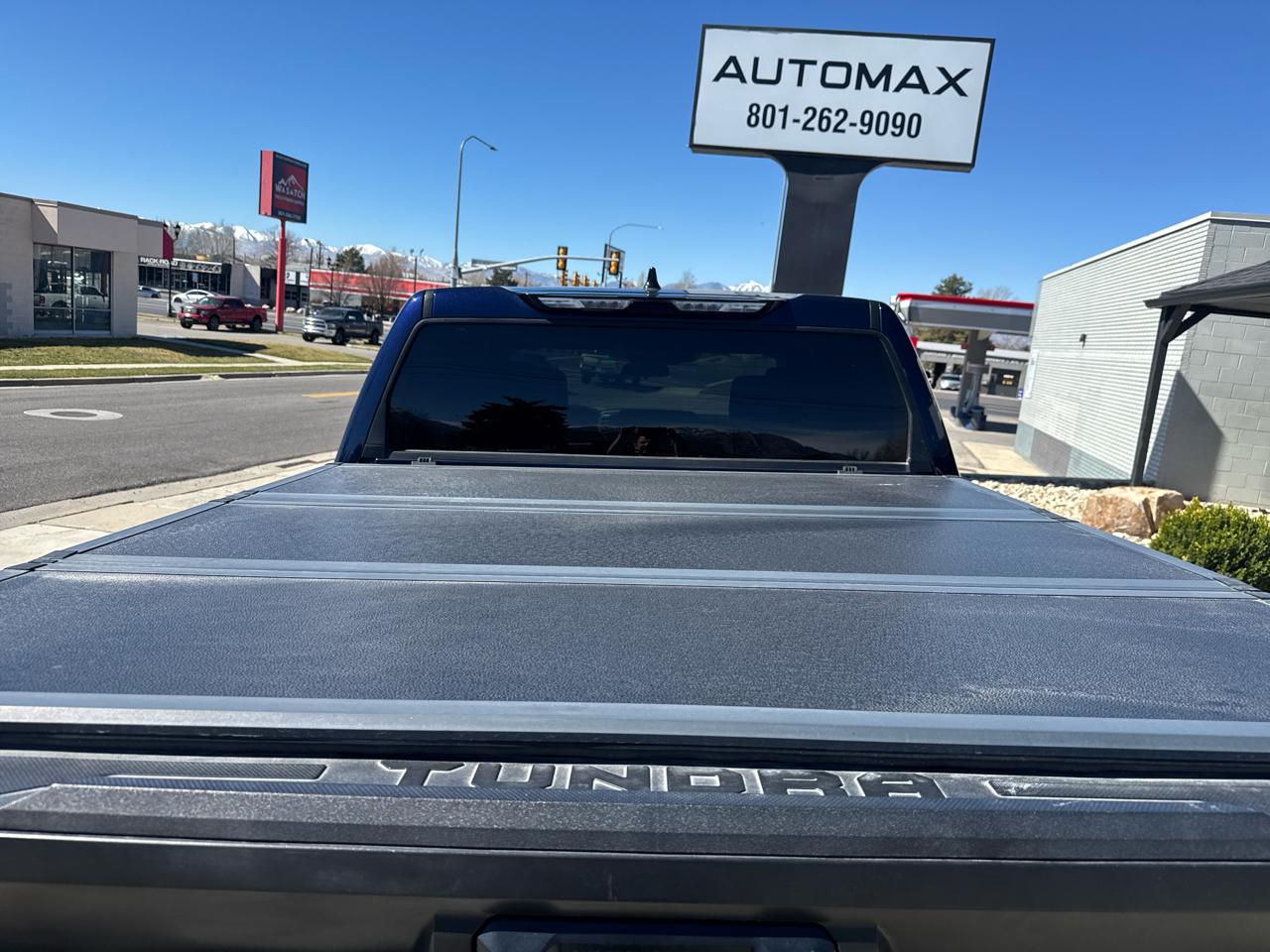 Toyota Tundra SR5 CrewMax 4WD 2022