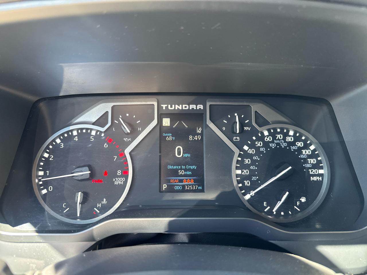 Toyota Tundra SR5 CrewMax 4WD 2022