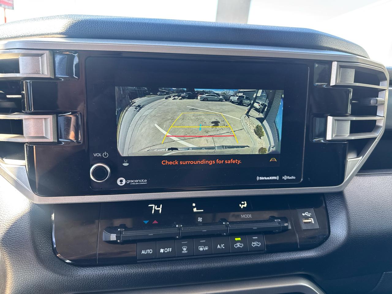 Toyota Tundra SR5 CrewMax 4WD 2022