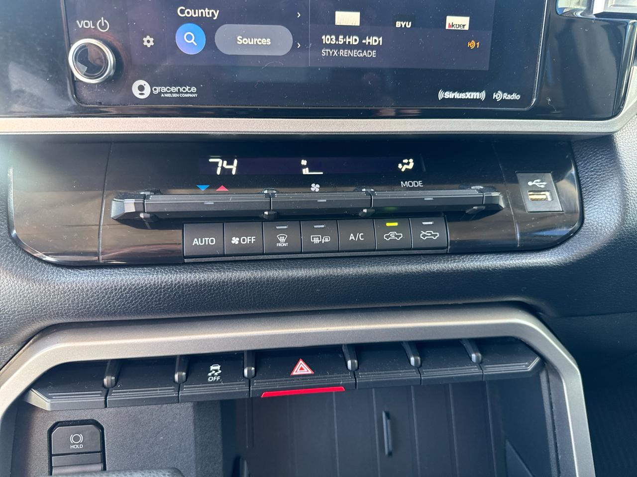 Toyota Tundra SR5 CrewMax 4WD 2022