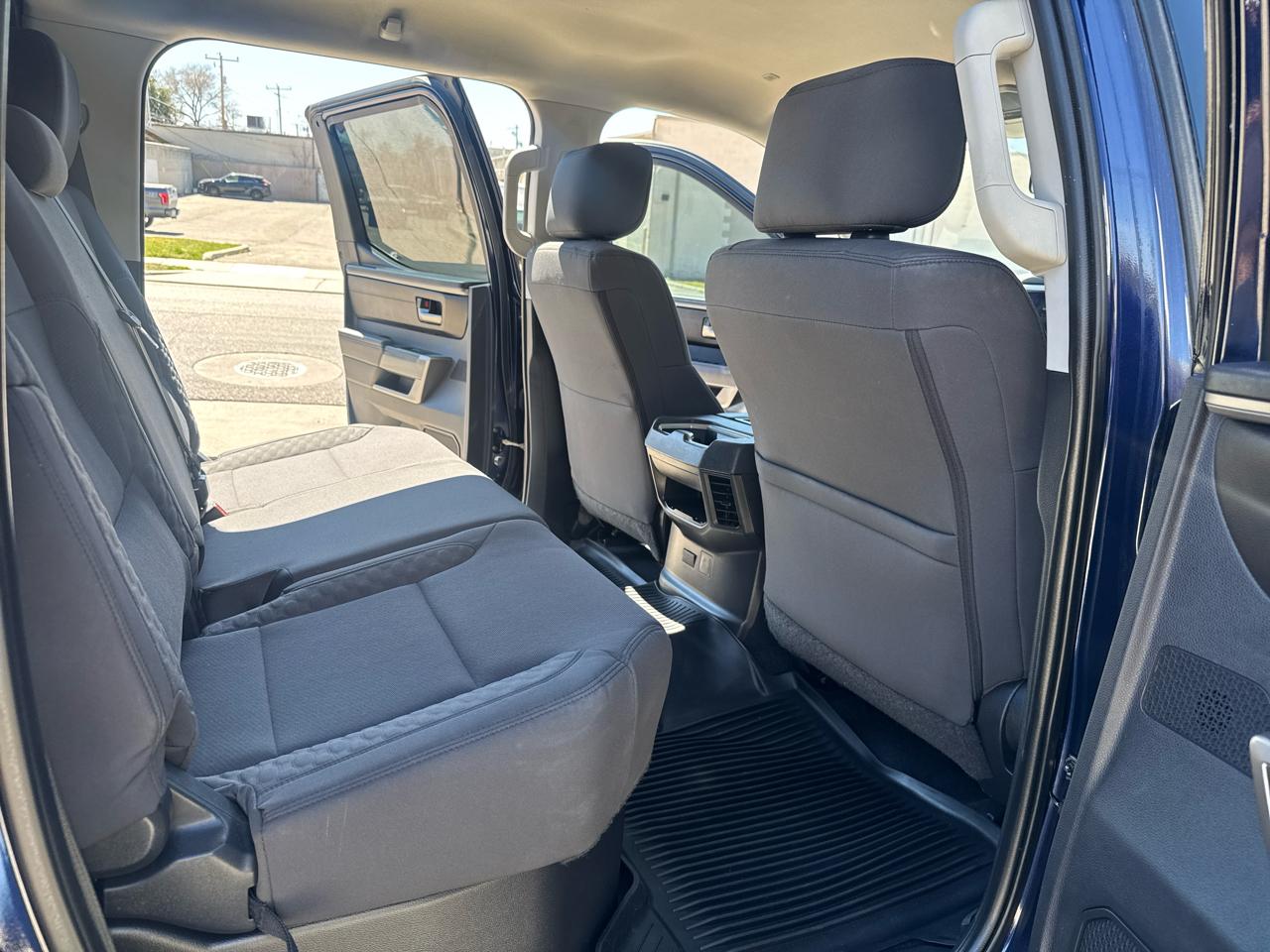 Toyota Tundra SR5 CrewMax 4WD 2022