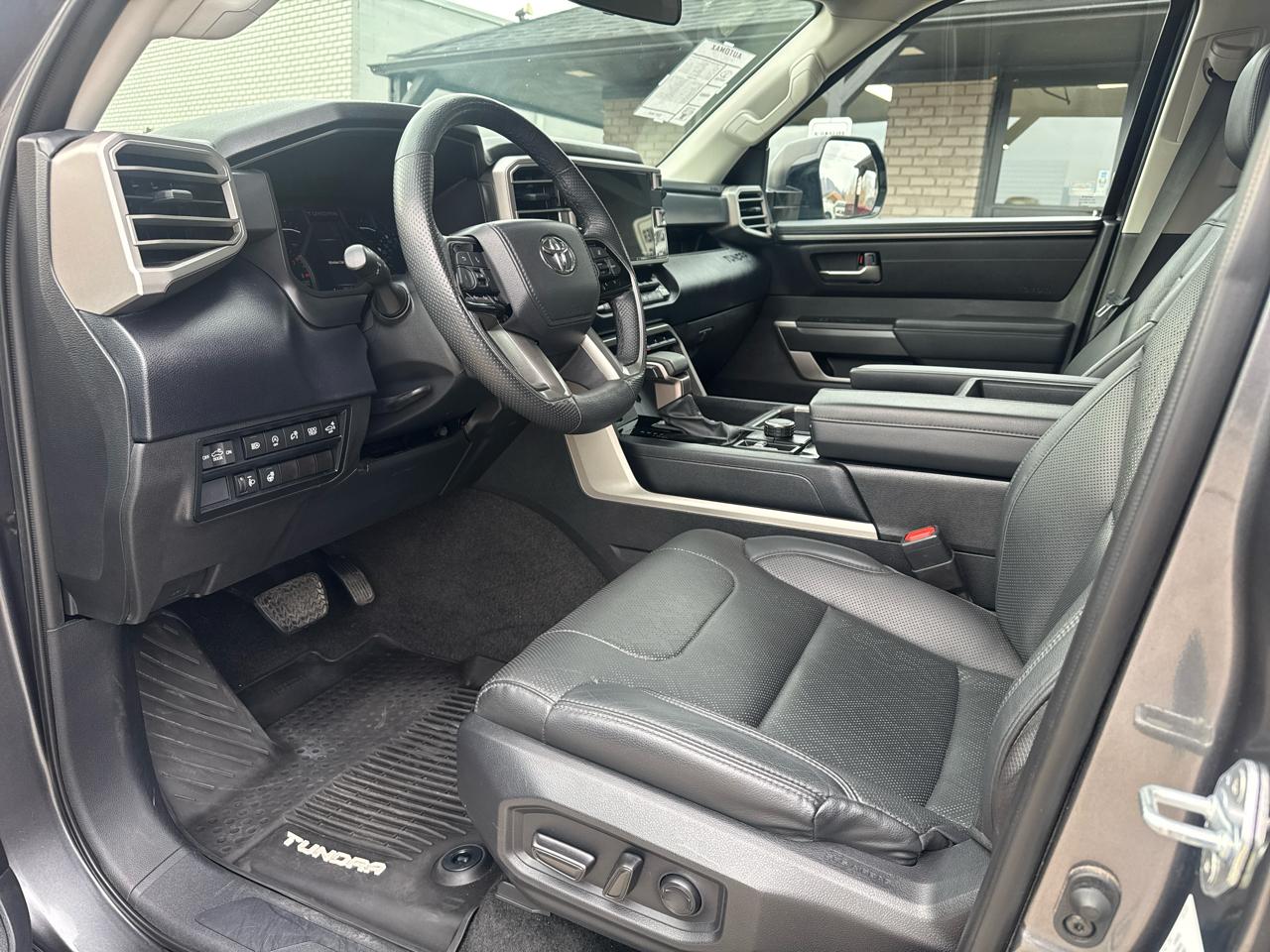 Toyota Tundra SR5 Double Cab 4WD Long Bed 2023