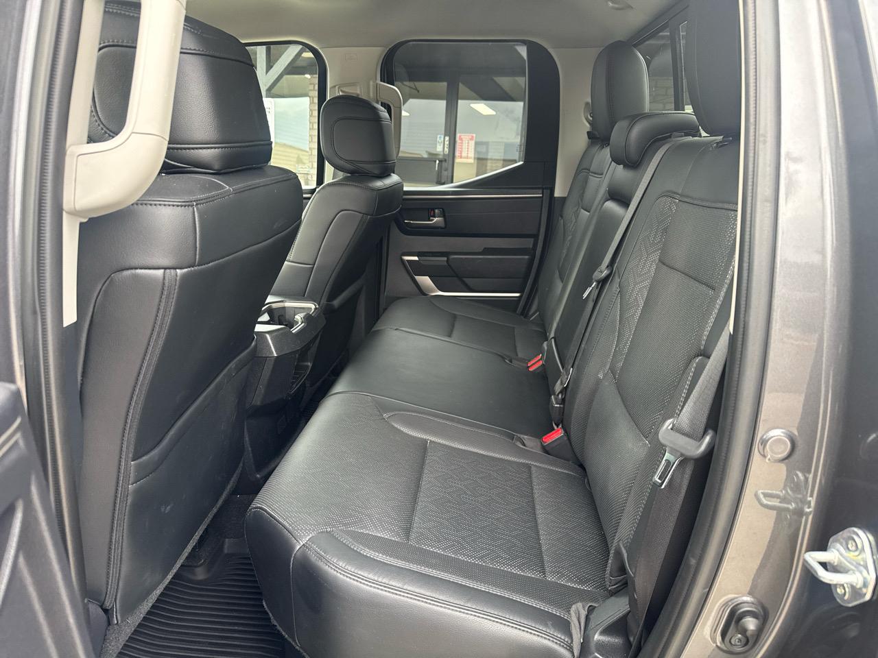 Toyota Tundra SR5 Double Cab 4WD Long Bed 2023