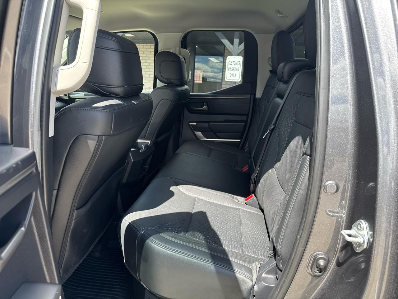 Toyota Tundra SR5 Double Cab 4WD Long Bed 2023