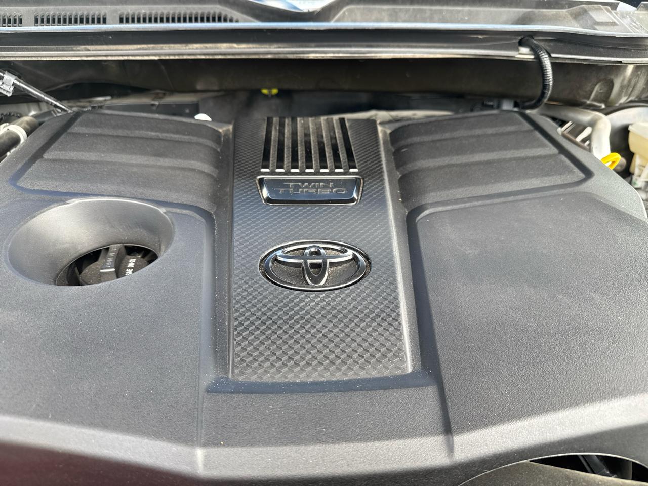 Toyota Tundra SR5 Double Cab 4WD Long Bed 2023