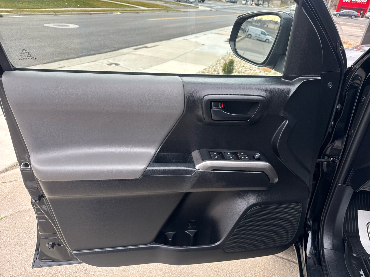 Toyota Tacoma SR5 Double Cab Super Long Bed V6 6AT 4WD 2019