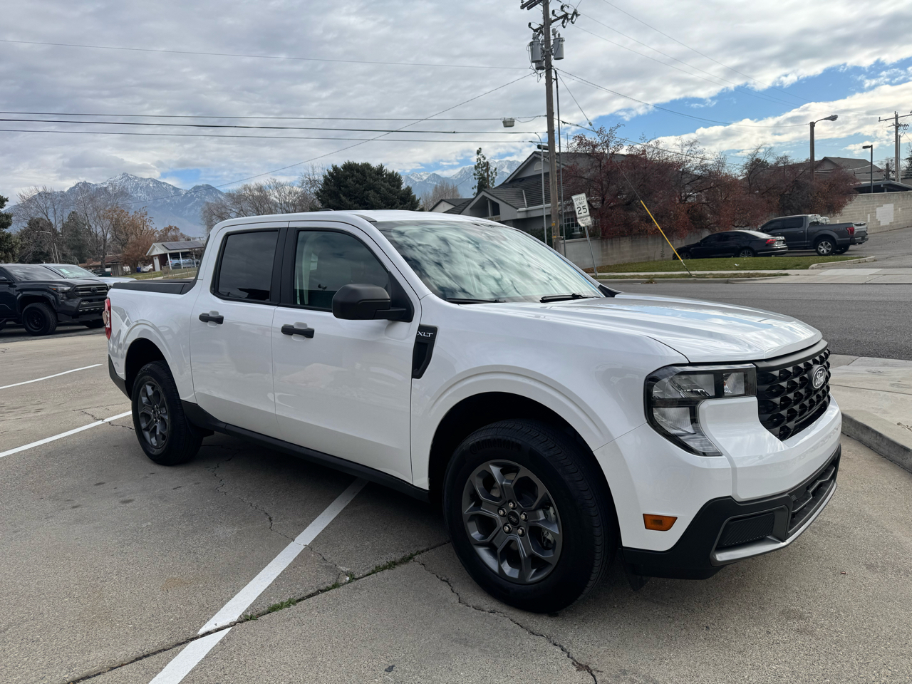 2025 Ford Maverick XLT photo 3