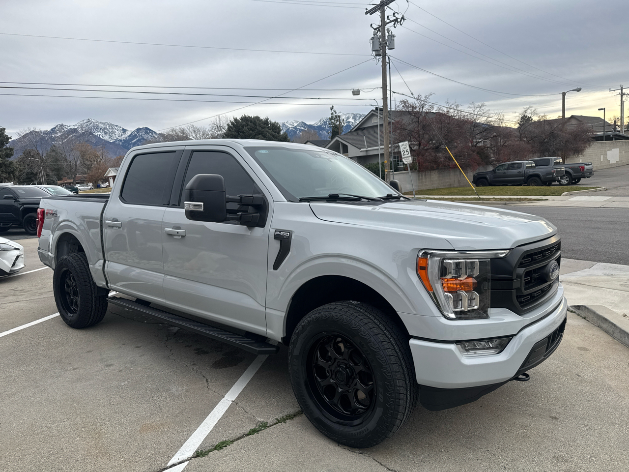 Ford F-150 XLT SuperCrew 5.5-ft. Bed 4WD 2023