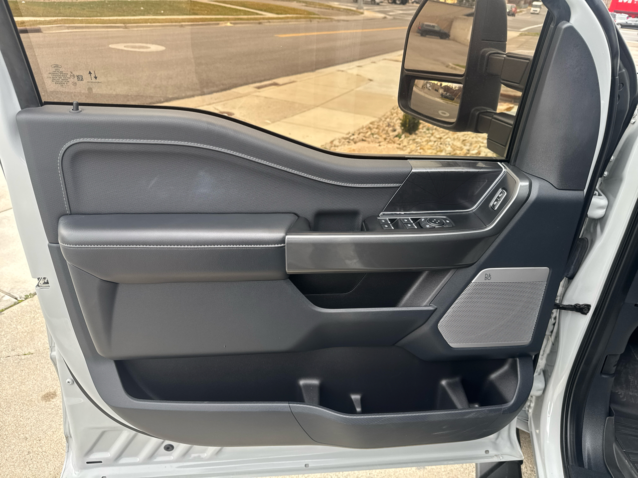 Ford F-150 XLT SuperCrew 5.5-ft. Bed 4WD 2023