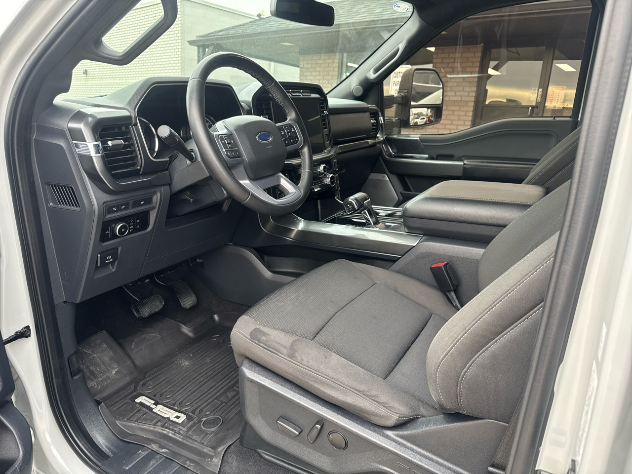 Ford F-150 XLT SuperCrew 5.5-ft. Bed 4WD 2023