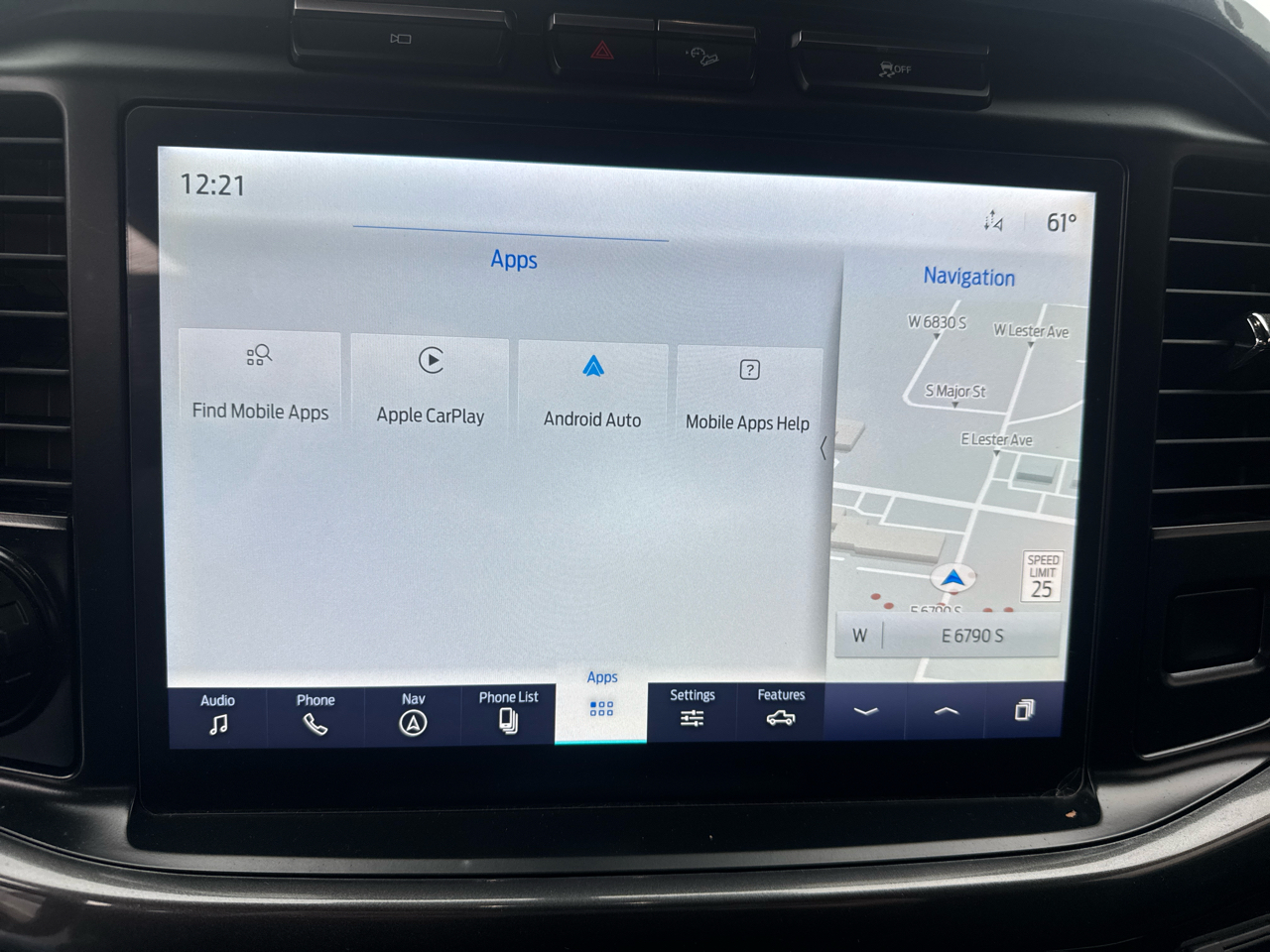 Ford F-150 XLT SuperCrew 5.5-ft. Bed 4WD 2023