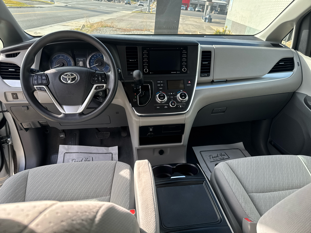 Toyota Sienna LE 7-Passenger AWD 2019