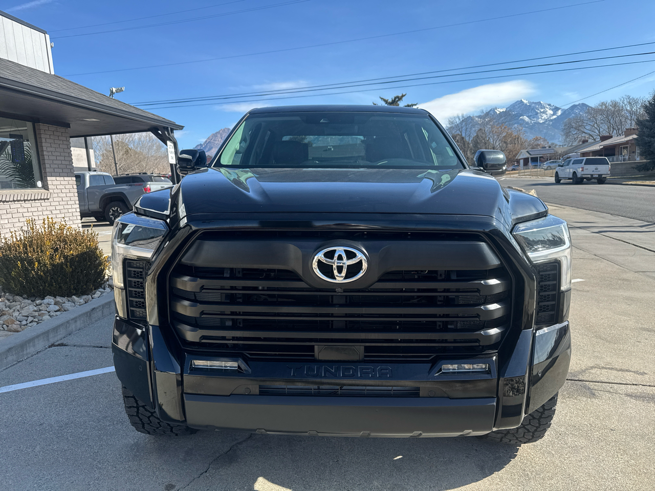 Toyota Tundra SR5 CrewMax 4WD 2022