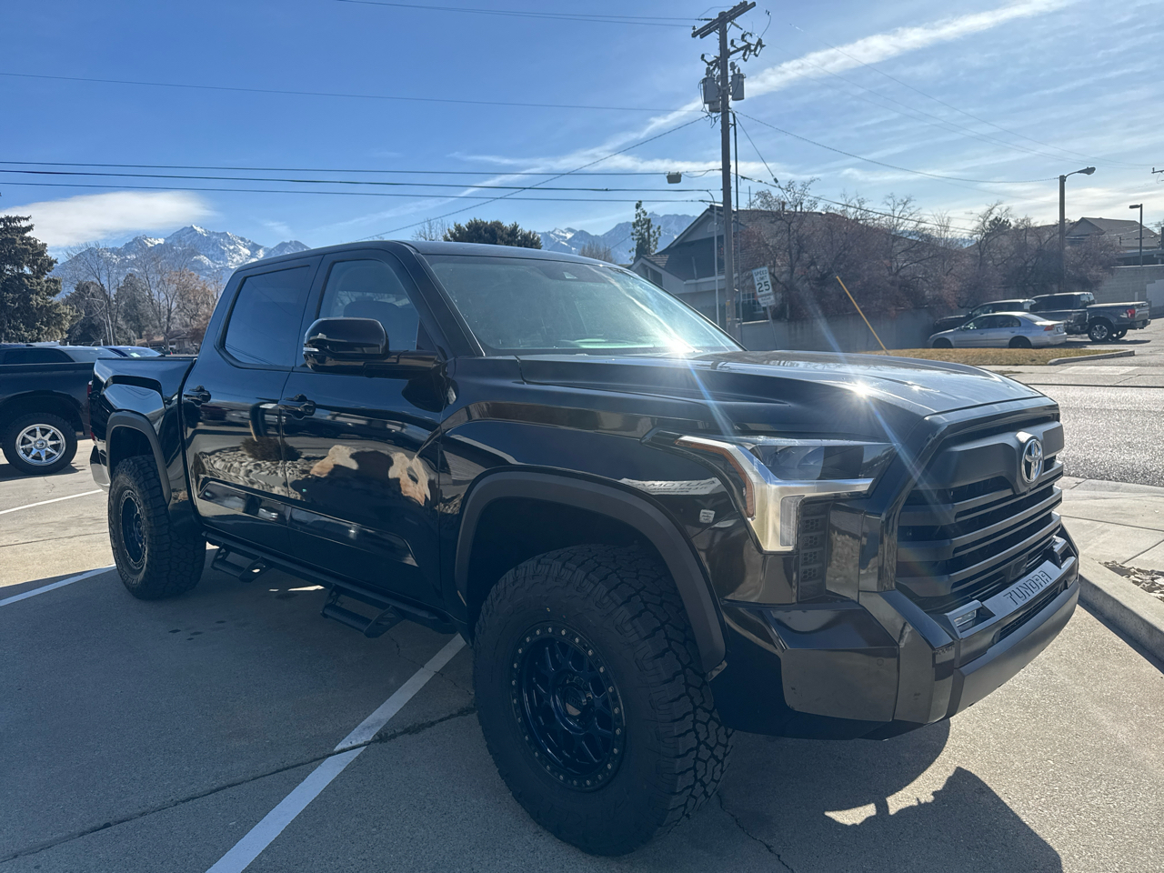 Toyota Tundra SR5 CrewMax 4WD 2022
