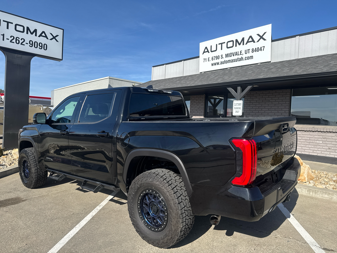 Toyota Tundra SR5 CrewMax 4WD 2022