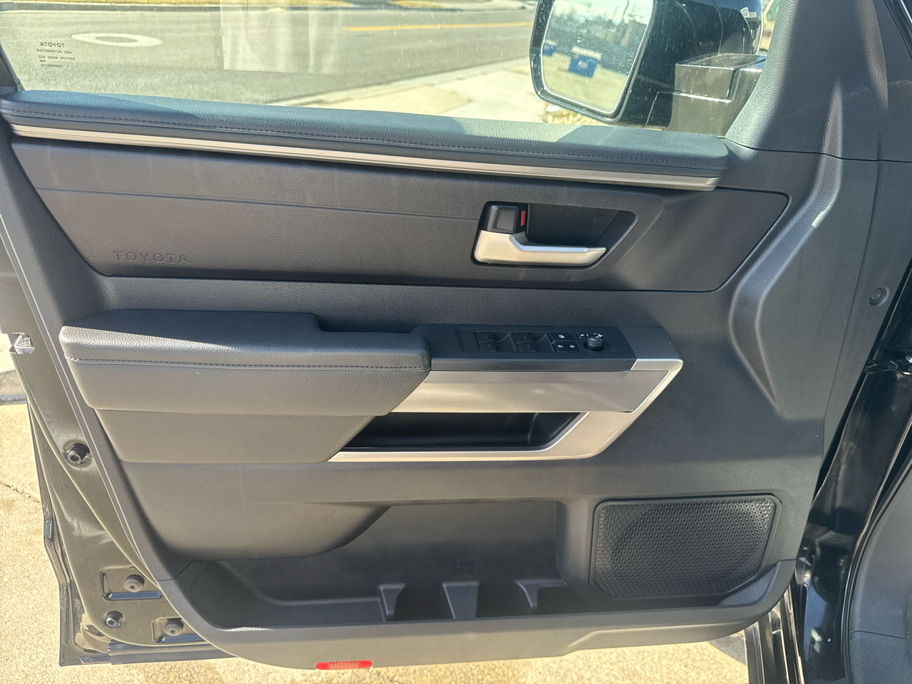 Toyota Tundra SR5 CrewMax 4WD 2022