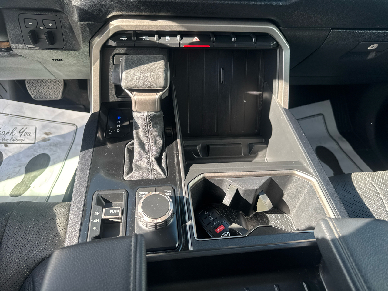 Toyota Tundra SR5 CrewMax 4WD 2022