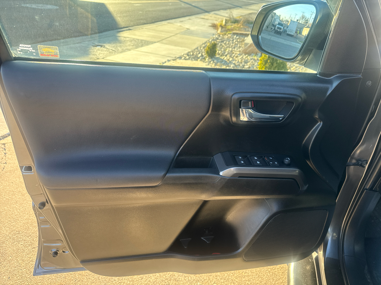 Toyota Tacoma TRD Off Road Double Cab 6' Bed V6 4x4 AT (Natl) 2021