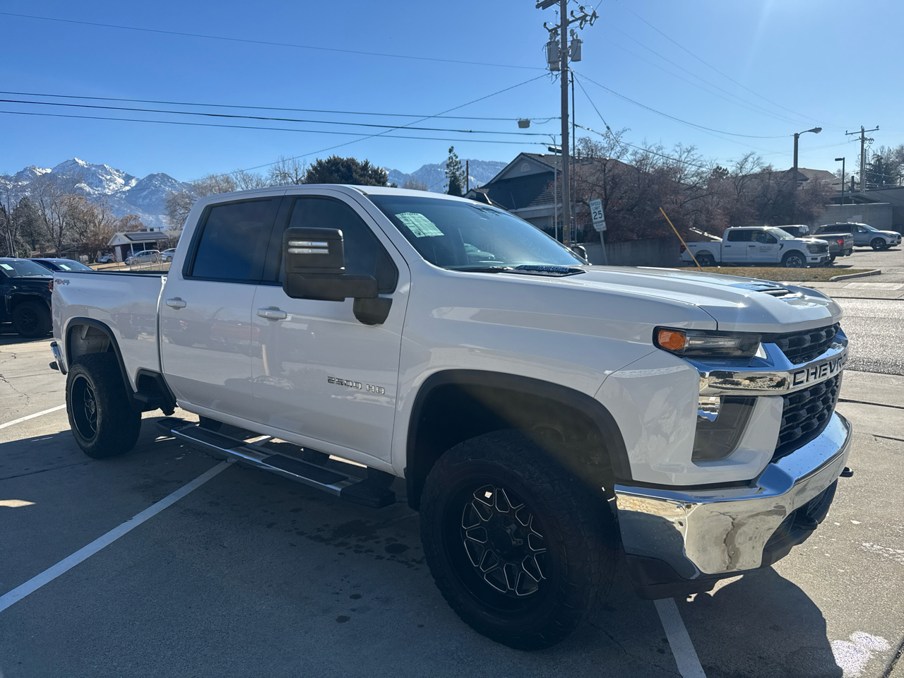 Chevrolet Silverado 2500HD LT Crew Cab Short Box 4WD 2023