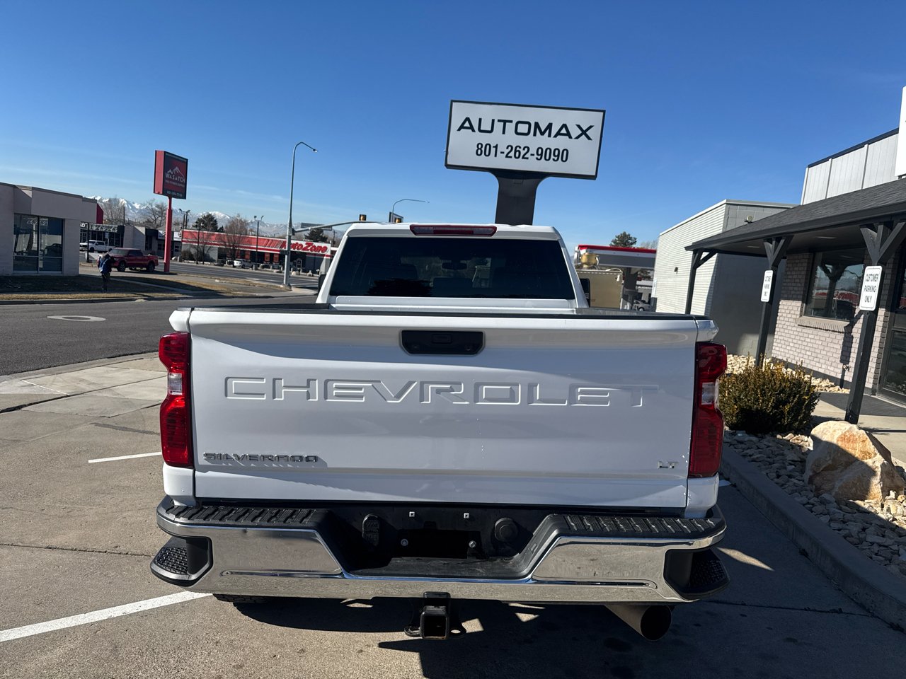 Chevrolet Silverado 2500HD LT Crew Cab Short Box 4WD 2023