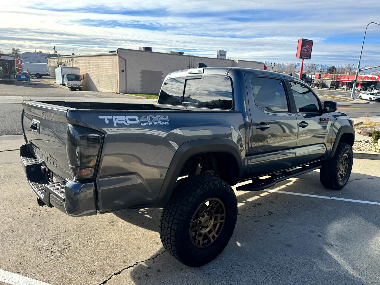 Toyota Tacoma TRD Off Road Double Cab 5' Bed V6 4x4 AT (Natl) 2020