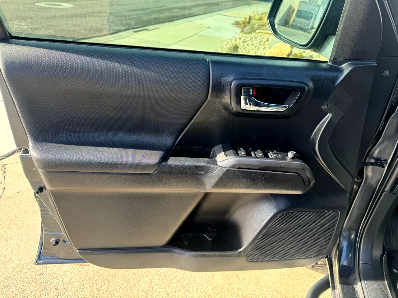 Toyota Tacoma TRD Off Road Double Cab 5' Bed V6 4x4 AT (Natl) 2020