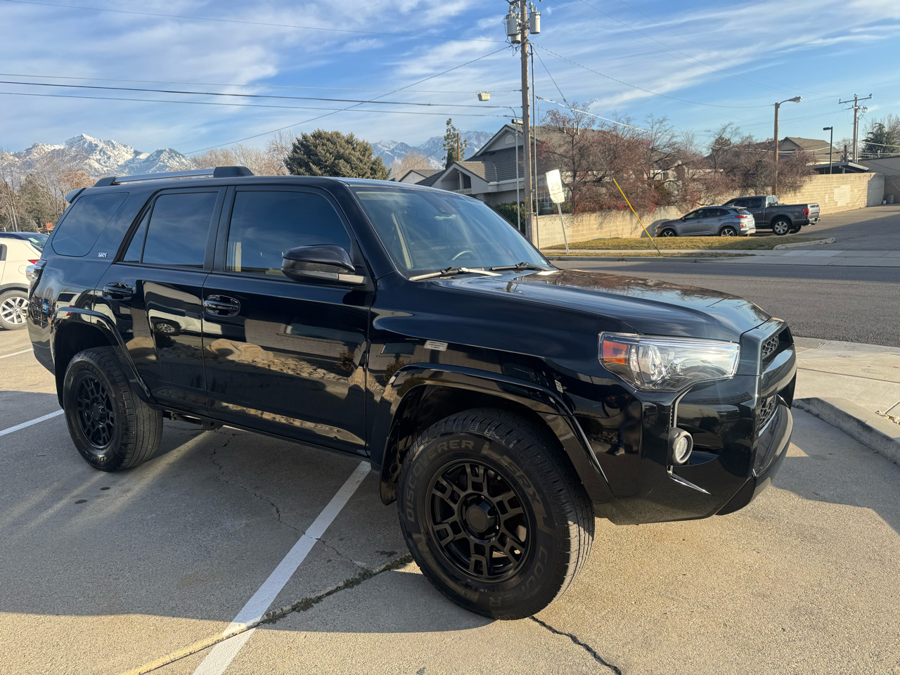 Toyota 4Runner SR5 4WD 2020