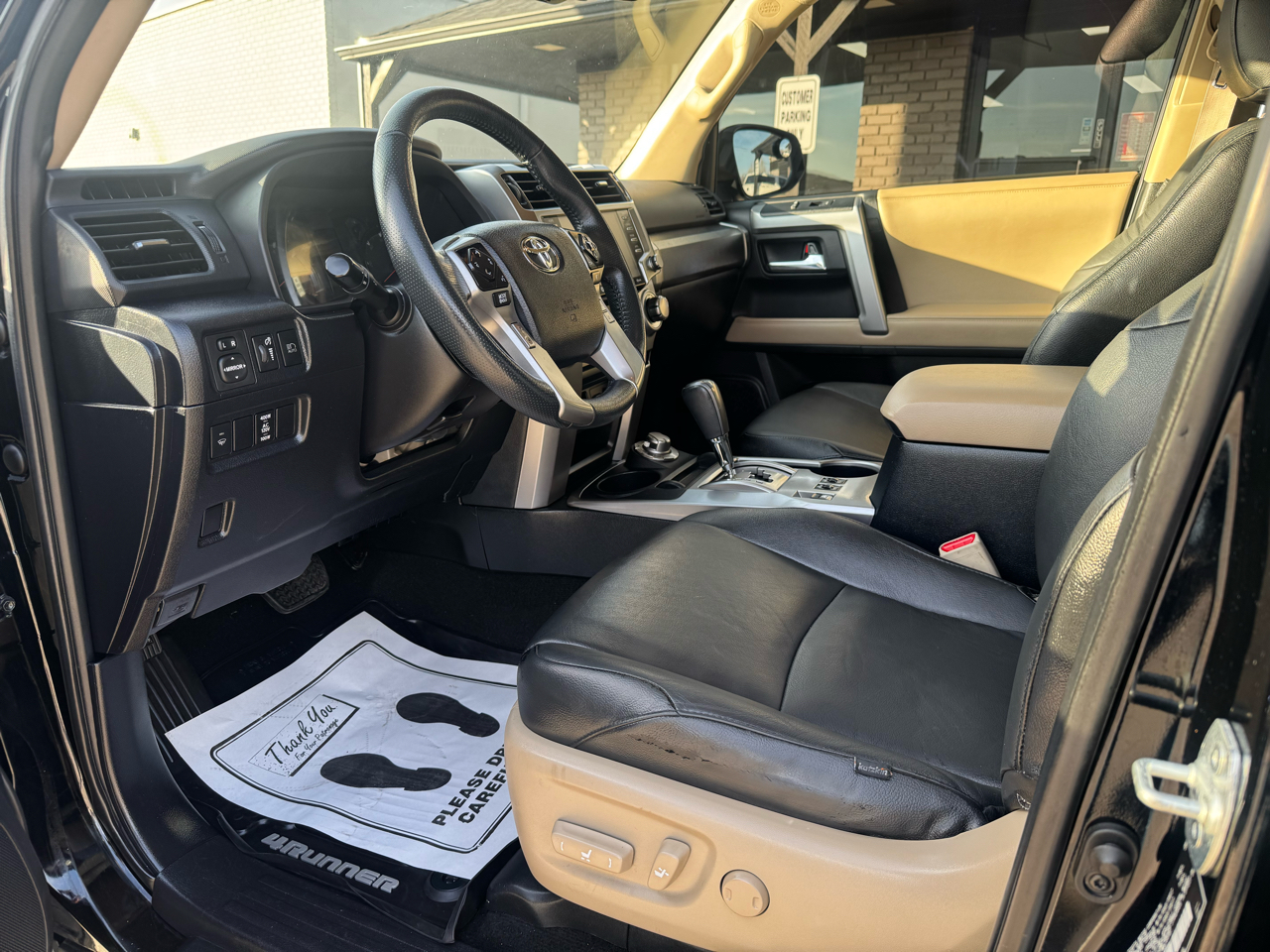 Toyota 4Runner SR5 4WD 2020