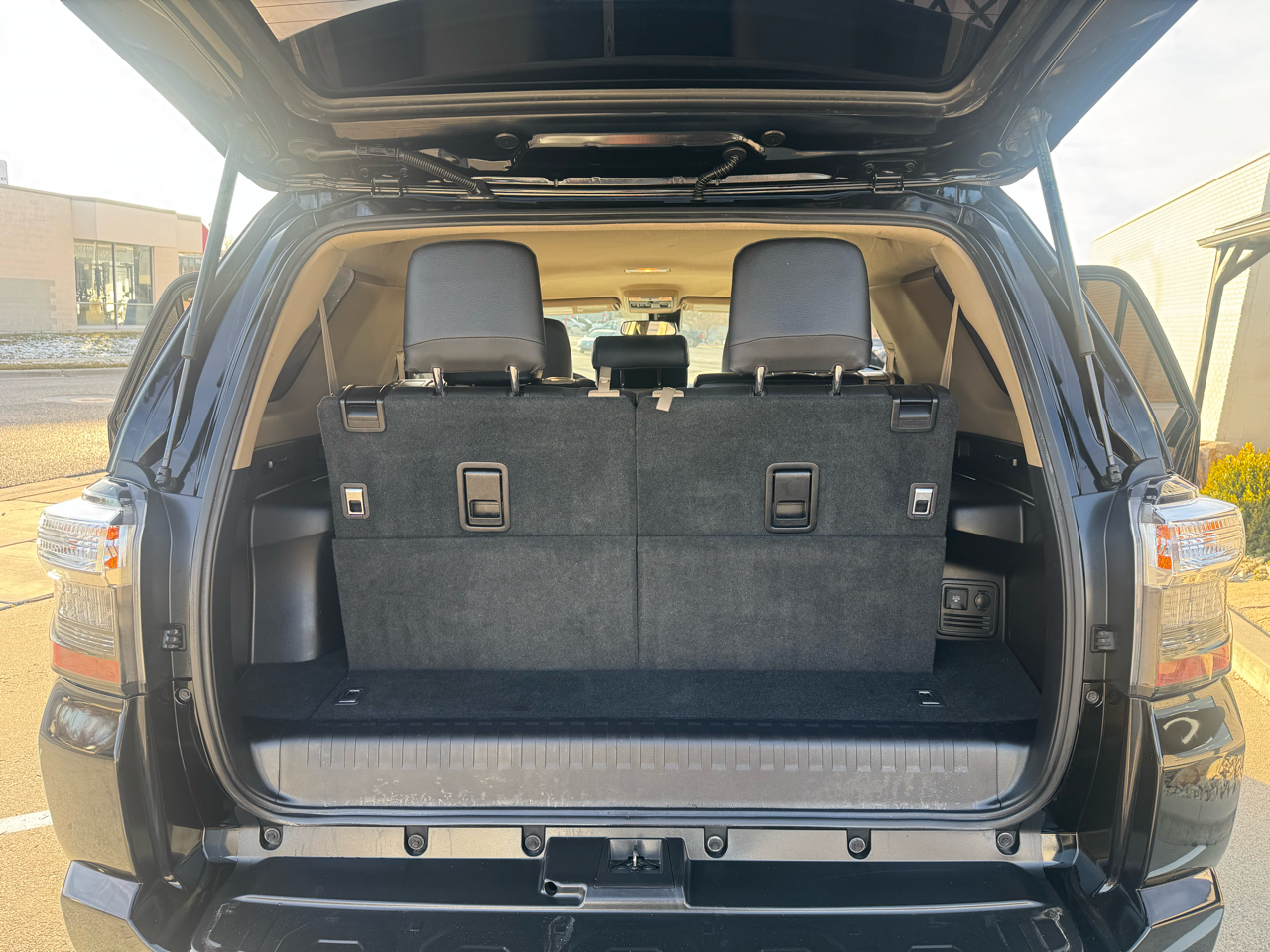 Toyota 4Runner SR5 4WD 2020