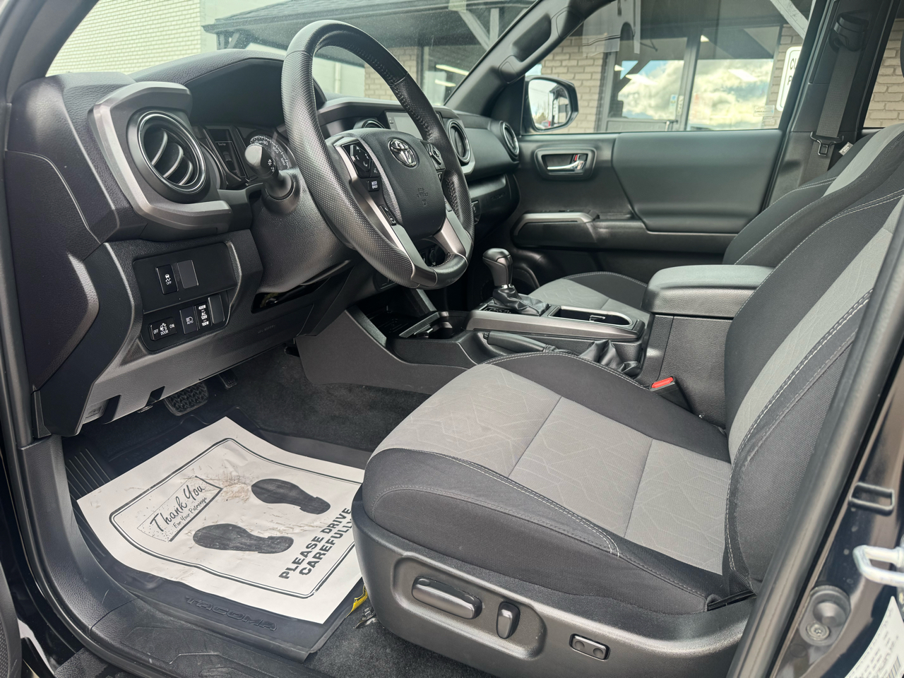 Toyota Tacoma TRD Off Road Double Cab 5' Bed V6 4x4 AT (Natl) 2023