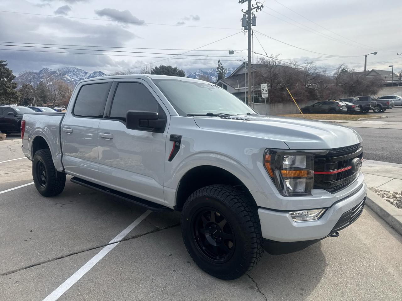 Ford F-150 XLT SuperCrew 5.5-ft. Bed 4WD 2023