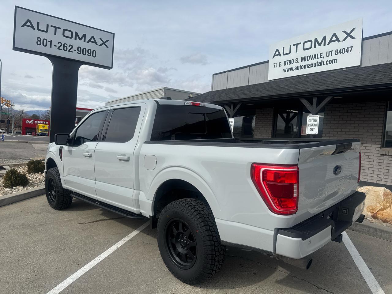 Ford F-150 XLT SuperCrew 5.5-ft. Bed 4WD 2023