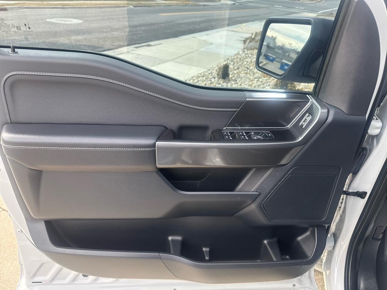 Ford F-150 XLT SuperCrew 5.5-ft. Bed 4WD 2023