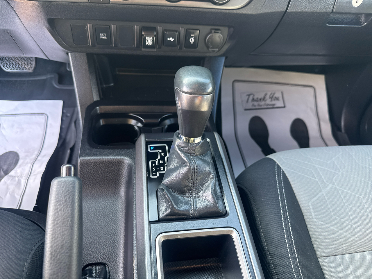 Toyota Tacoma TRD Off Road Double Cab 5' Bed V6 4x4 AT (Natl) 2021