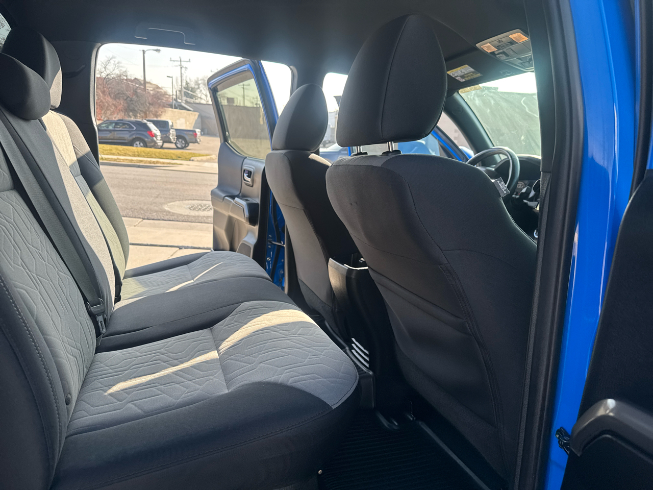 Toyota Tacoma TRD Off Road Double Cab 5' Bed V6 4x4 AT (Natl) 2021