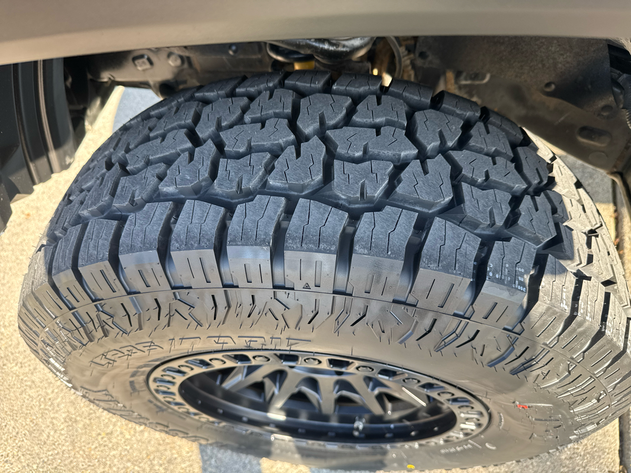 Toyota Tacoma TRD Off Road Double Cab 6' Bed V6 4x4 AT (Natl) 2018