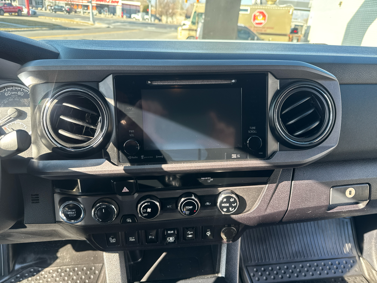 Toyota Tacoma TRD Off Road Double Cab 6' Bed V6 4x4 AT (Natl) 2018