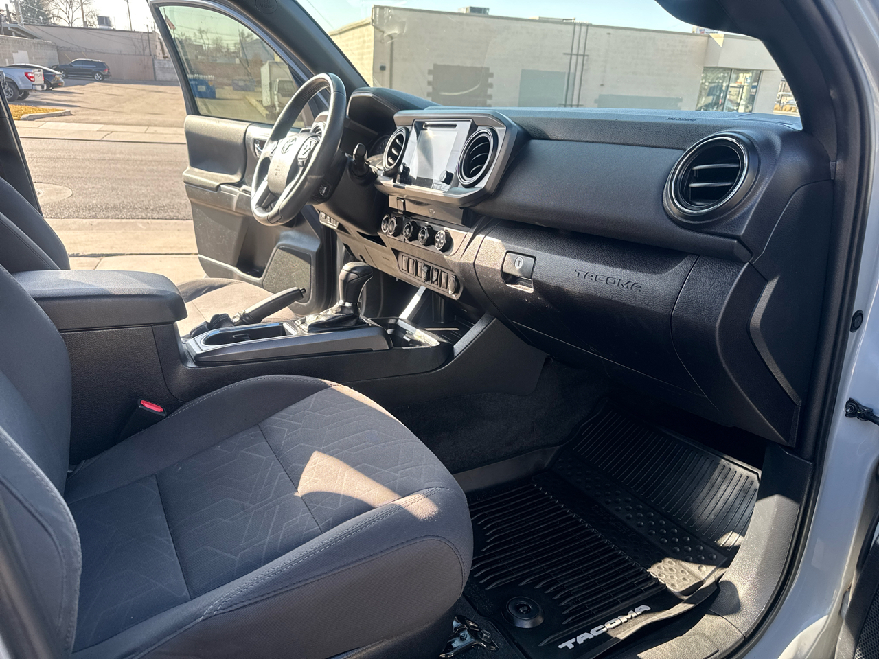 Toyota Tacoma TRD Off Road Double Cab 6' Bed V6 4x4 AT (Natl) 2018