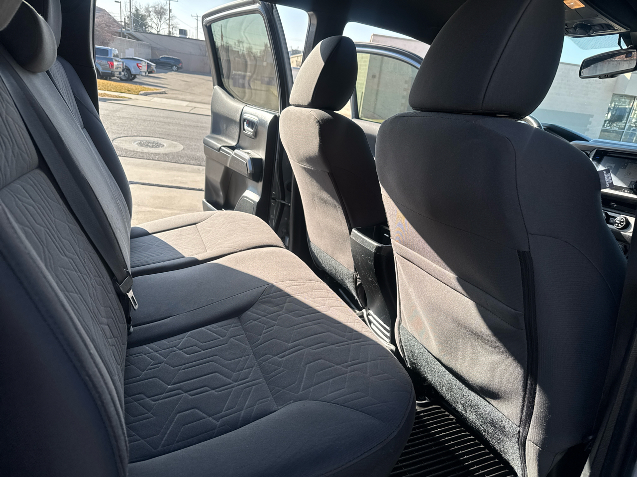 Toyota Tacoma TRD Off Road Double Cab 6' Bed V6 4x4 AT (Natl) 2018